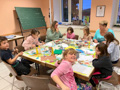 Basteln beim Kindertreff, Bild: IL